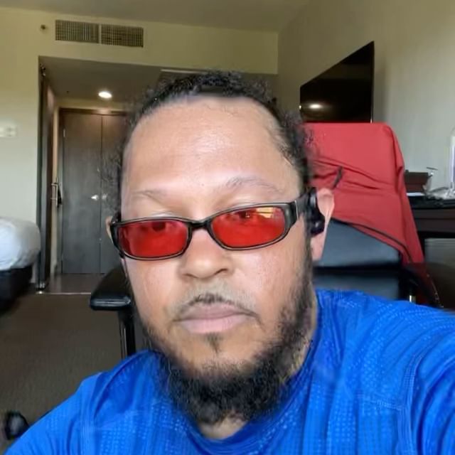 keri.steel Fanbase Videos, Audio, Live Streams and More!