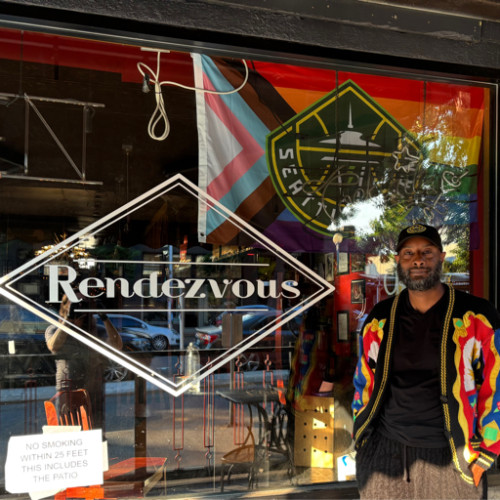 Fanbase profile picture for @Rendezvous