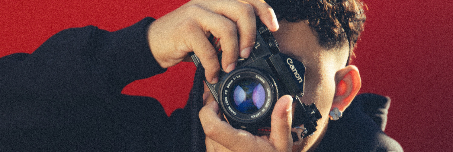 Fanbase banner for @guerra