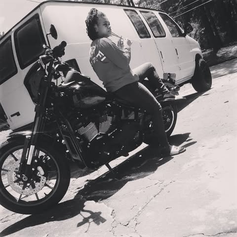 @keri.steel | Fanbase | Videos, Audio, Live Streams and More!