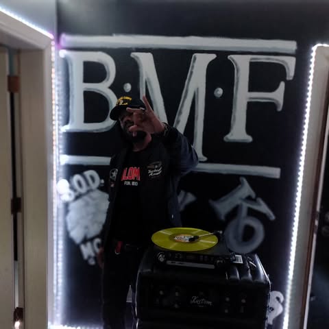 @keri.steel | Fanbase | Videos, Audio, Live Streams and More!