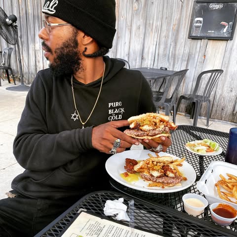 @keri.steel Fanbase Videos, Audio, Live Streams and More!